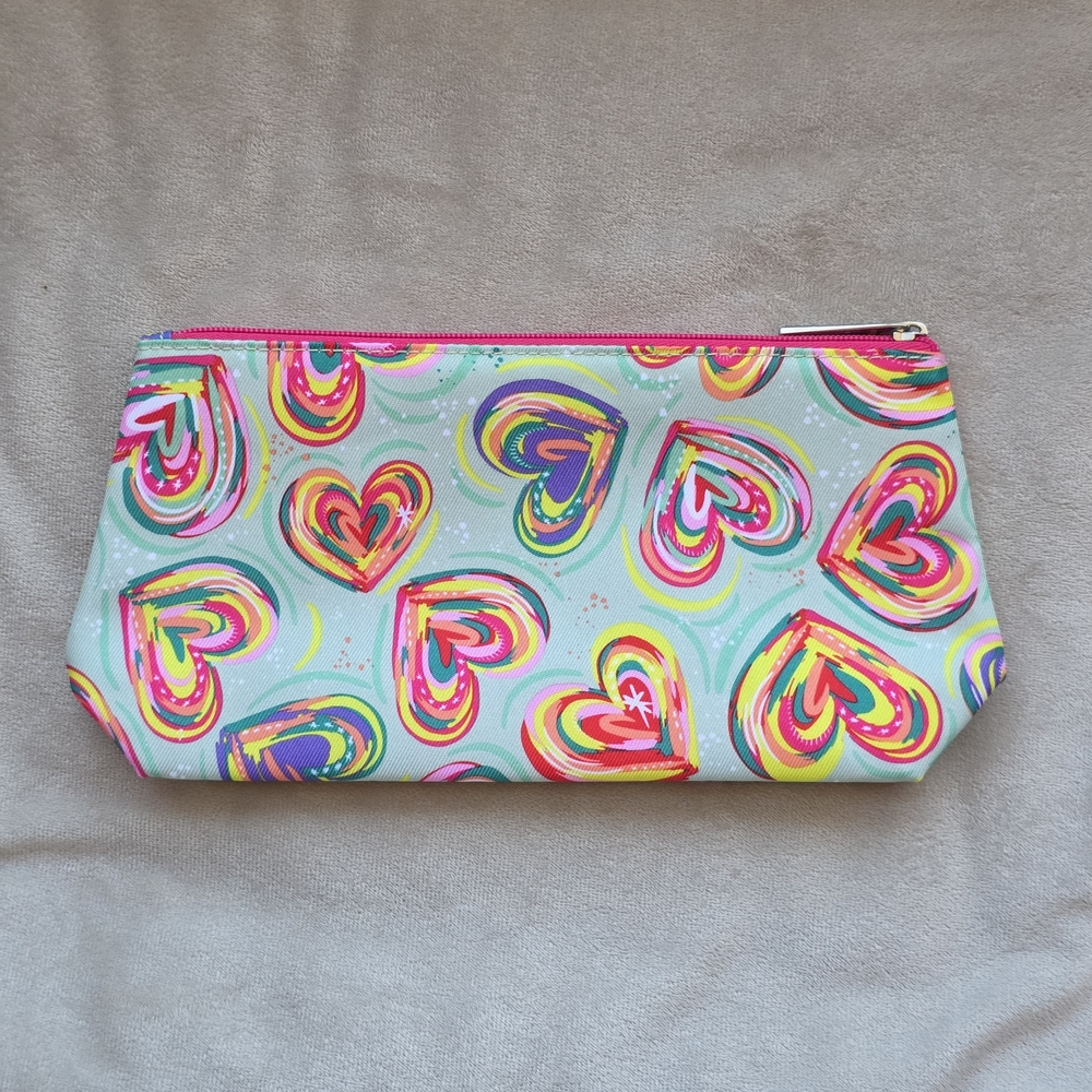 CLINIQUE Cosmetics Bag With Colorful Heart Prints
